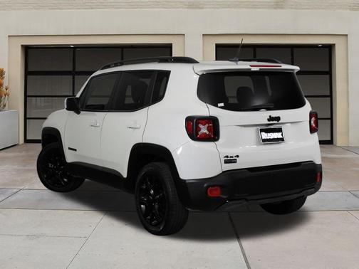 2017 Jeep Renegade Altitude
