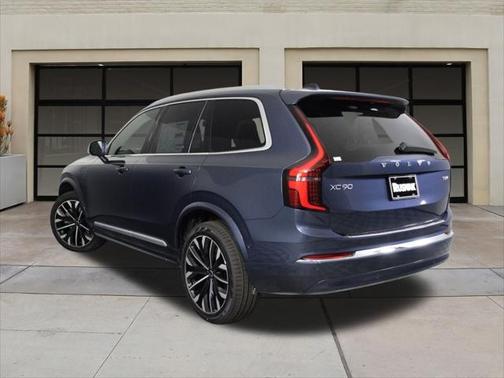 2025 Volvo XC90 Plug-In Hybrid T8 Plus 7-Seater