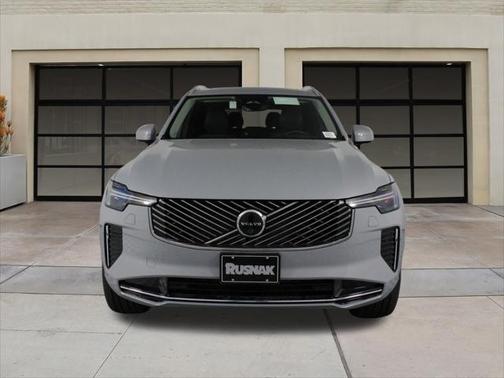 2025 Volvo XC90 B6 Ultra