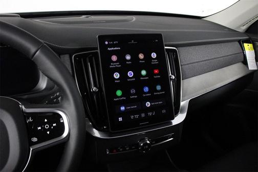 2025 Volvo XC90 B6 Ultra