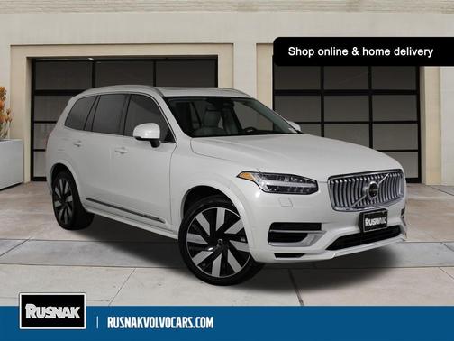 2023 Volvo XC90 Recharge Plug-In Hybrid T8 Ultimate 6-Seater