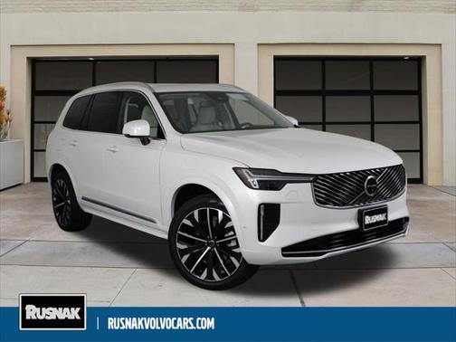 2025 Volvo XC90 B6 Ultra