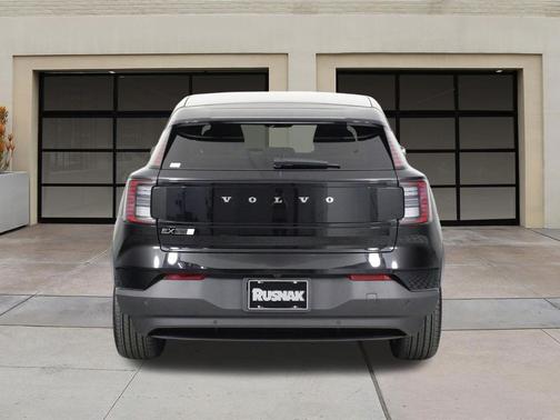 Onyx Black Metallic 2026 Volvo EX30 Ultra Twin Motor Performance, Fully electric