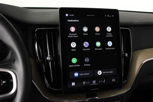 2026 Volvo XC60 B5 Core