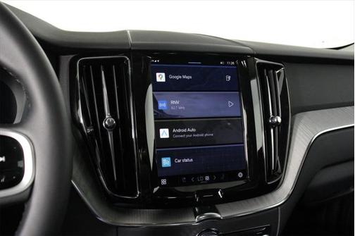 2025 Volvo XC60 Plug-In Hybrid T8 Plus