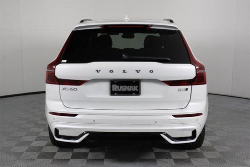 2026 Volvo XC60 B5 Plus