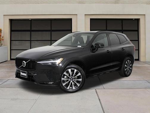 Onyx Black Metallic 2025 Volvo XC60 B5 Plus