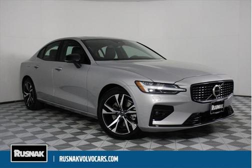 2025 Volvo S60 B5 Core