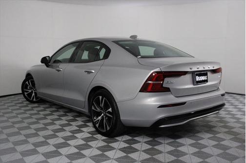 2025 Volvo S60 B5 Core