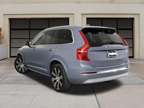 2022 Volvo XC90 Recharge Plug-In Hybrid T8 Inscription 6 Passenger
