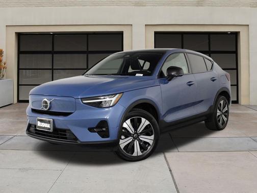 2023 Volvo C40 Recharge Pure Electric Twin Plus