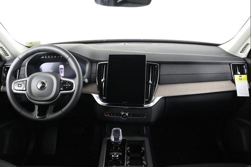 Onyx Black Metallic 2026 Volvo XC90 Plus, B5 AWD Gas (mild hybrid), Gasoline, Bright, 7 Seats