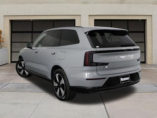 2025 Volvo EX90 Twin Motor Performance Plus