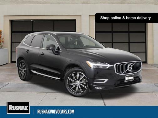 Onyx Black Metallic 2019 Volvo XC60 T5 Inscription