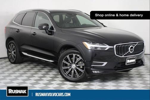 Onyx Black Metallic 2019 Volvo XC60 T5 Inscription