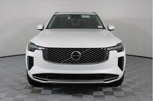 2025 Volvo XC90 Plug-In Hybrid T8 Core 7-Seater