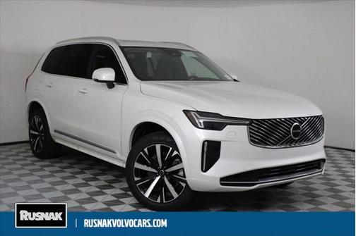 2025 Volvo XC90 Plug-In Hybrid T8 Core 7-Seater
