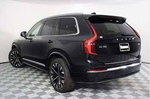 2025 Volvo XC90 Plug-In Hybrid T8 Plus 6-Seater