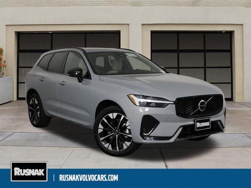 2026 Volvo XC60 B5 Plus