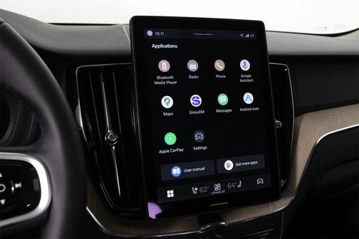 2026 Volvo XC60 B5 Plus