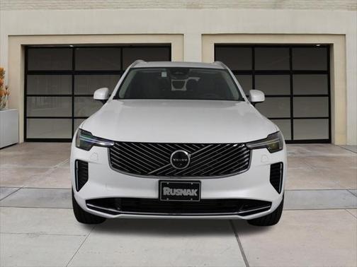 2025 Volvo XC90 Plug-In Hybrid T8 Plus 7-Seater