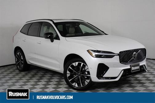 2026 Volvo XC60 B5 Plus