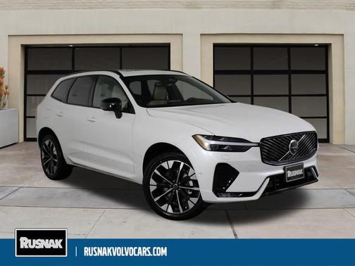 2026 Volvo XC60 B5 Plus