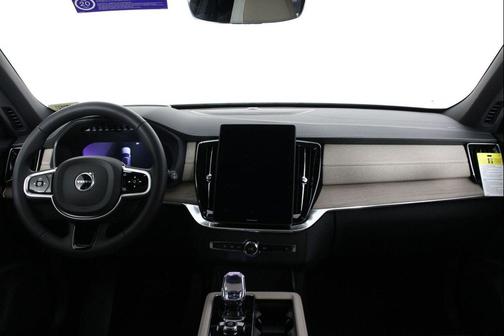 2026 Volvo XC90 B6 Ultra Dark Theme 7-Seater