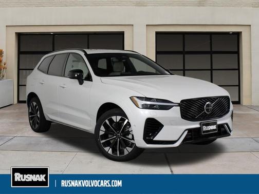 2026 Volvo XC60 Plug-In Hybrid T8 Plus