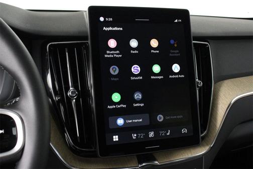 2026 Volvo XC60 Plug-In Hybrid T8 Plus