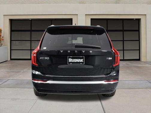 2025 Volvo XC90 Plug-In Hybrid T8 Plus 6-Seater