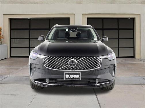 2025 Volvo XC90 Plug-In Hybrid T8 Plus 6-Seater