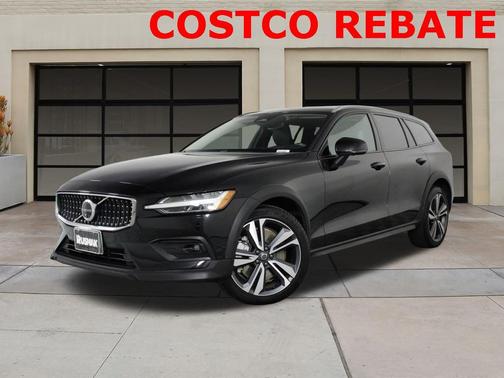 2025 Volvo V60 Cross Country B5 Plus