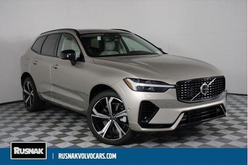2025 Volvo XC60 Plug-In Hybrid T8 Ultra
