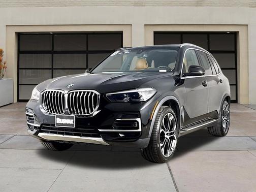 Jet Black 2023 BMW X5 sDrive40i