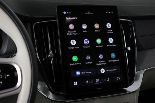 2026 Volvo XC90 B6 Ultra Dark Theme 7-Seater