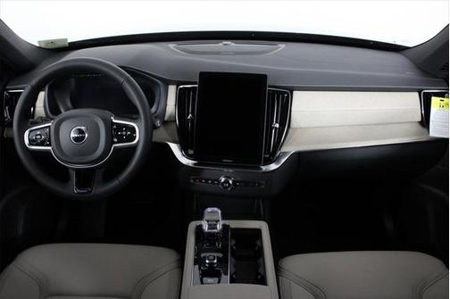 2025 Volvo XC90 Plug-In Hybrid T8 Plus 7-Seater