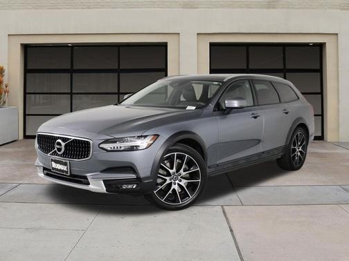 Osmium Grey Metallic 2020 Volvo V90 Cross Country T6