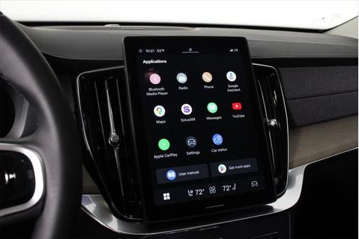 2025 Volvo XC90 B6 Plus 7-Seater