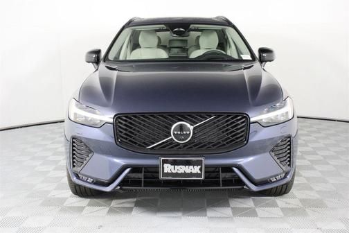 2026 Volvo XC60 B5 Ultra