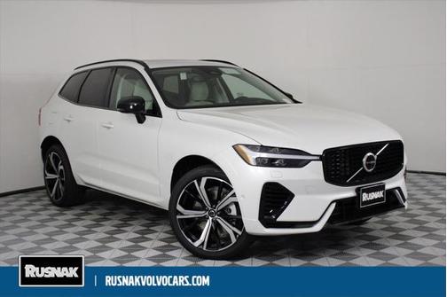 2025 Volvo XC60 Plug-In Hybrid T8 Ultra
