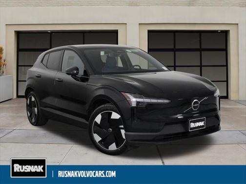 2025 Volvo EX30 Twin Motor Plus