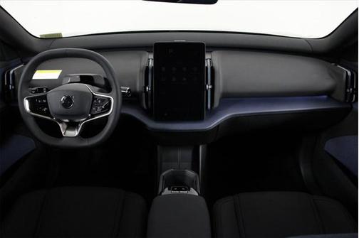 2025 Volvo EX30 Twin Motor Plus