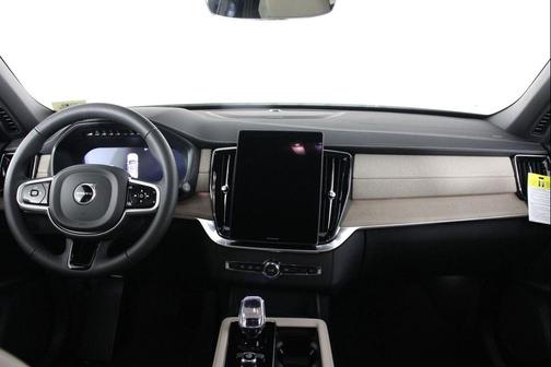 2026 Volvo XC90 Plus, B5 AWD Gas (mild hybrid), Gasoline, Bright, 7 Seats