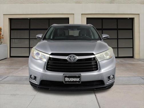 2015 Toyota Highlander Limited Platinum