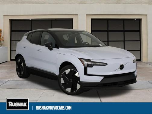 2026 Volvo EX30 Plus Twin Motor Performance, Fully electric