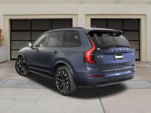 2026 Volvo XC90 Plug-In Hybrid Ultra Dark Theme, T8 AWD, Electric/Gasoline, 6 Seats