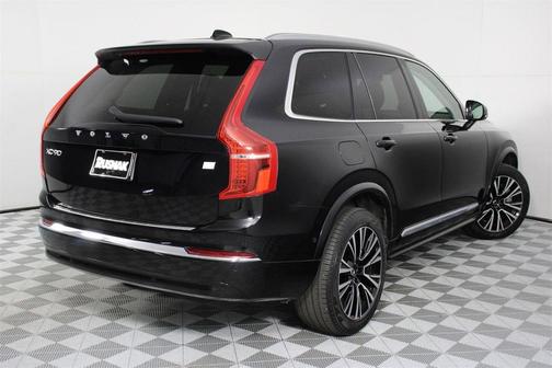 2023 Volvo XC90 Recharge Plug-In Hybrid T8 Plus 6-Seater