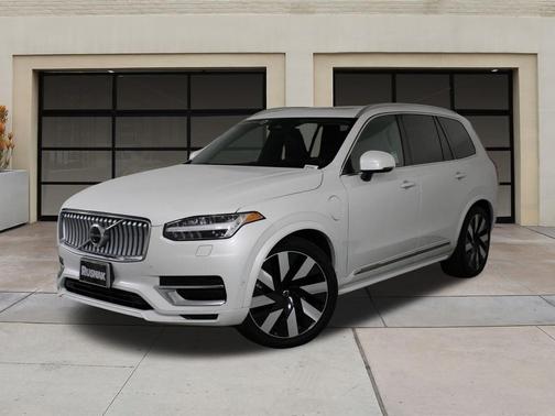 2023 Volvo XC90 Recharge Plug-In Hybrid T8 Ultimate 6-Seater