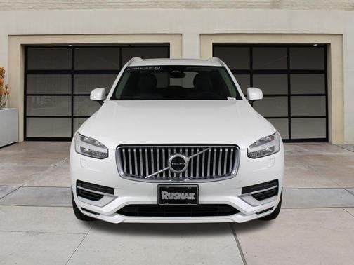 2023 Volvo XC90 Recharge Plug-In Hybrid T8 Ultimate 6-Seater